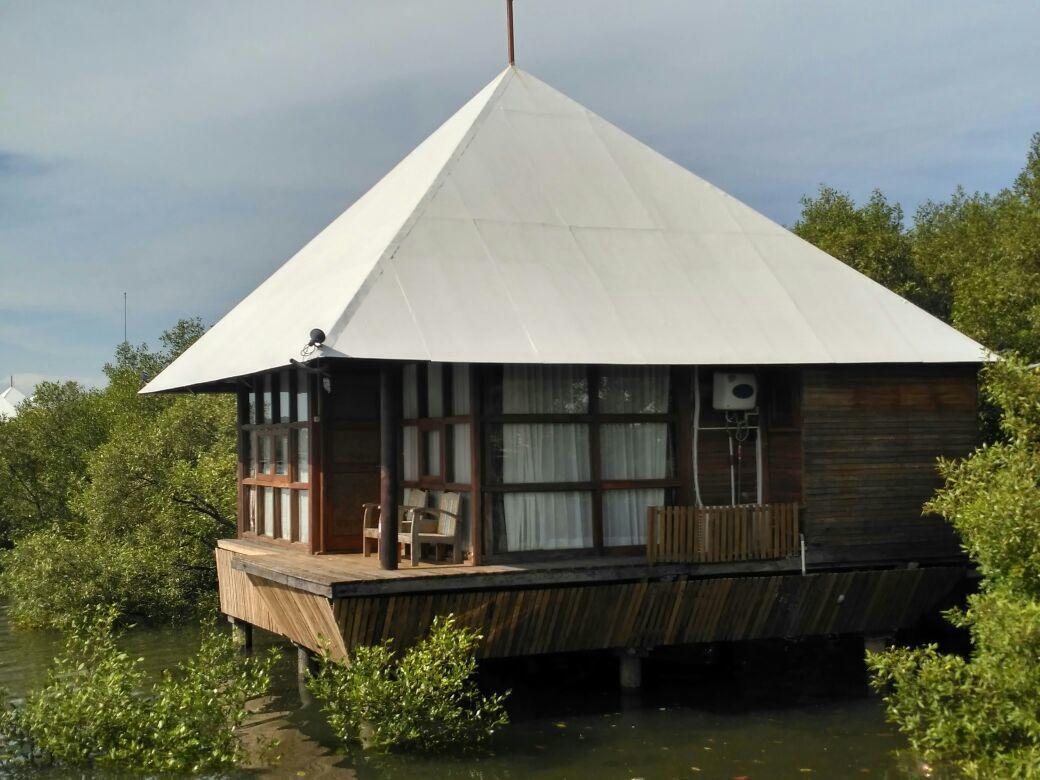 Beejay Bakau Resort Probolinggo Kültér fotó