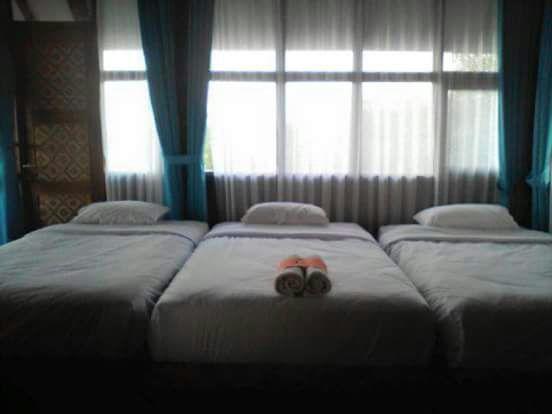 Beejay Bakau Resort Probolinggo Kültér fotó