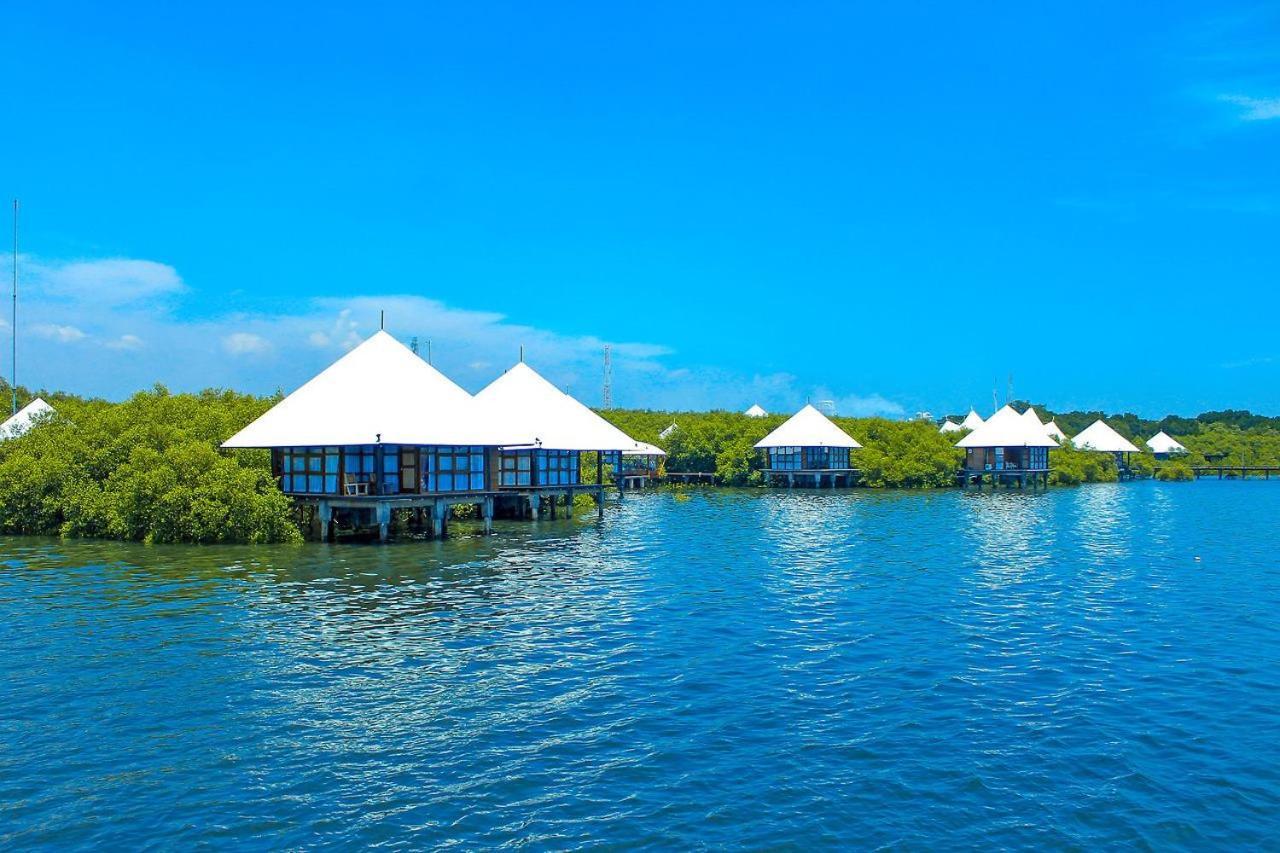 Beejay Bakau Resort Probolinggo Kültér fotó